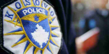 “Çdo ditë flas në telefon”, flet me lot ne sy bashkëshortja e njërit nga policët e rrëmbyer në Kosovë:Është i sëmurë, ka probleme me frymëmarrjen