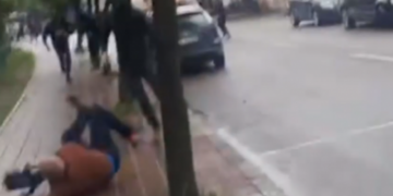 Dhuna ndaj gazetarëve në Leposaviq, reagon ambasada amerikane në Prishtinë