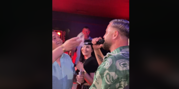 “Ma bëni hallall që ju janë djeg ‘lulet’”, Luizi takohet më në fund me çunat e Londrës, ata e mbulojnë me paundë