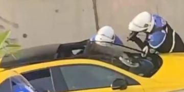 E rëndë në Francë, nuk i bindet urdhrit të policisë për kontroll, efektivët vrasin me armë zjarri shoferin e mitur (VIDEO)