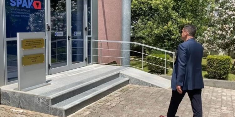 Pas më shumë se 5 orësh, Ahmetaj lë SPAK, ja çfarë thotë
