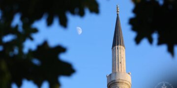 ‘Kurban Bajrami’, Bajram Begaj mesazh për myslimanët: Sakrifica në emër të besimit në Zot është mesazhi që përcjell kjo festë