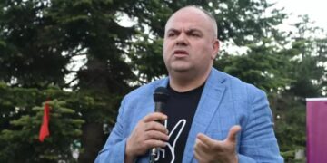 Safet Gjici jep dorëheqjen pas skandalit seksual në zyrën e tij