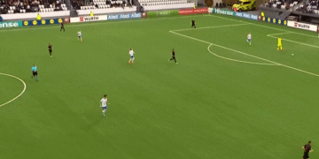 Festë kuqezi në stadium, Shqipëria në avantazh