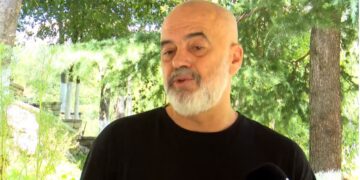 Mbledhja dy ditore e qeverisë, Rama: Kemi diskutuar nevojën për riorganizim të të gjithë procesit qeverisës, forcojmë rolin e zv/kryeministrit