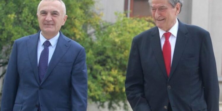 Meta shkon në zyrën e Berishës