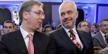 Rama mbërrin në Serbi, pritet takimi me Vuçiçin