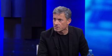 Kuvendi heq imunitetin e Ahmetajt, “Shtyrja e seancës, pengesë e hetimeve”, Zekthi: Rama në situatë të rëndë, ka vetëm një zgjidhje