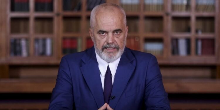 Ahmetaj pa imunitet, “Nuk pajtohem me ata që fryjnë xhepat”, Rama: Mbaj baltën e pambarimtë të kundërshtarëve, por s’mbaj në shpinën time dhe të PS askënd!