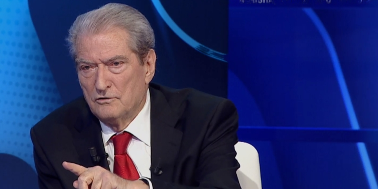 Sali Berisha: Pas protestës së 7 korrikut, ambasadori Britanik kërkoi shpalljen ‘non grata’