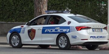 Vdekja e të miturit në Tiranë, 13-vjeçari ishte me të atin duke ndërruar baterinë, zbardhen detaje