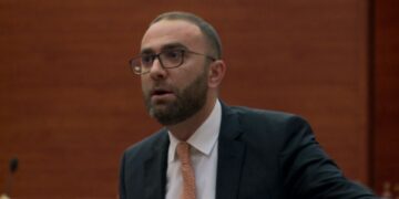 Kuvendi, Bardhi akuza Ramës: Qeveria jote po financon bosët e inceneratorëve, përgjegjësit arratisen