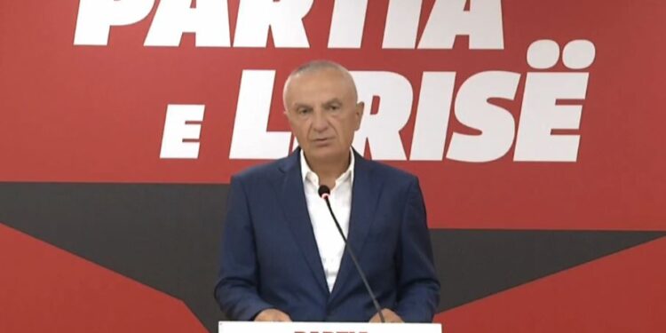 Meta kundër ligjit për Mjekësinë: Rama kërkon që dështimin në shëndetësi t’ua hedhë në kurriz studentëve
