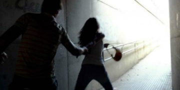 E rëndë! 61-vjeçari rrëmben minorenen dhe e ngacmon seksualisht, 13-vjeçarja lë shënimin