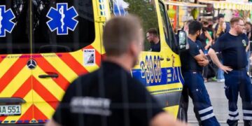 Makina humb kontrollin dhe hyn në një panair, 5 të plagosur në Gjermani