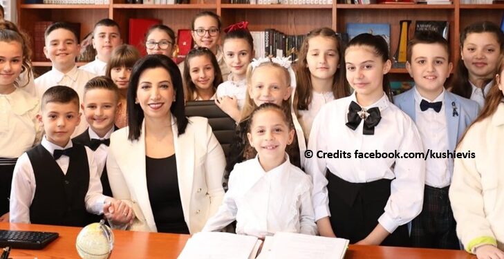 Kushi njofton 5 ndryshimet për vitin e ri shkollor: Synojnë rritjen e cilësisë