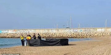 Gjendet trupi i pajetë i një fëmije në breg