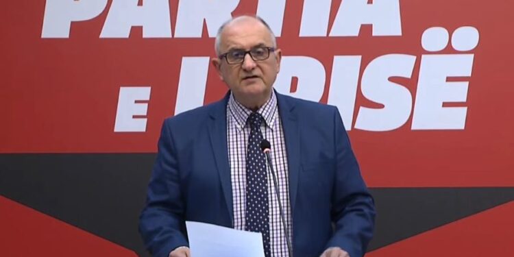 Miratimi i ligjit për legalizimin e kanabisit, reagon ashpër Vasili: Ditë turpi! Deputetet rilindas votuan që trafikantet të zbrazin depot e mbushura me drogë!