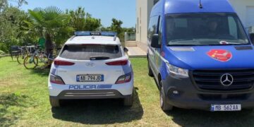 Detaje nga konflikti në Hamallaj, shoferi i Lindita Nikollës dhunoi edhe gruan dhe djalin e Altin Kaçit