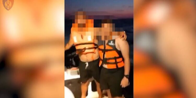 Shmanget tragjedia në Shëngjin, shpëtohen dy adoleshentët që ngelën natën në mes të detit me Jet Ski