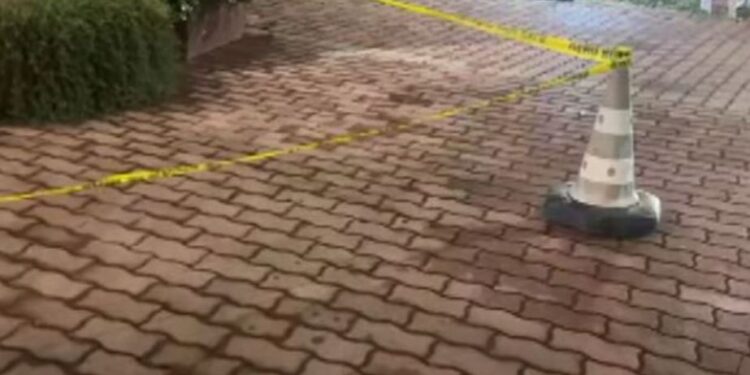 “Mos hidhni mbeturinat kudo”, zbulohet shkaku i sherrit me shqiptarëve të Kosovës në Shëngjin, njeri u plagos me thikë