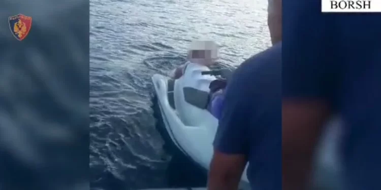 I fiket mjeti lundrues, 28-vjeçari ngel në det të hapur! Shpëtohet pas 10 orësh