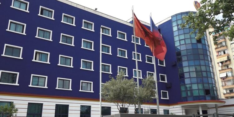 I dënuar me 15 vjet burg për vrasje, kapet në Itali Artur Doku