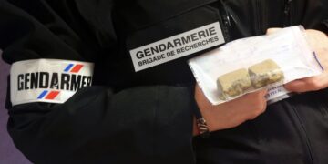 Kapet me heroinë dhe kokainë në një dhomë hoteli në Francë, burg për 25-vjeçarin shqiptar