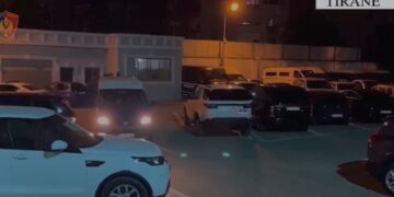 I shpallur në kërkim ndërkombëtar për trafik droge, arrestohet 43-vjeçari në Tiranë