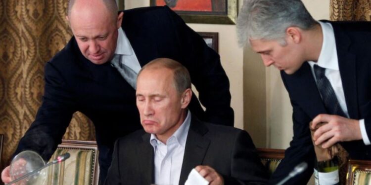 U vra në aksidentin ajror pranë Moskës, kush ishte Prigozhin, ish-kuzhinieri i Putinit që tentoi t’i merrte pushtetin kreut të Kremlinit