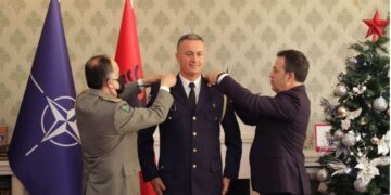 Pronat për oligarkët dhe tenderët, BKH sekuestron telefonat e zinxhirit komandues të ushtrisë