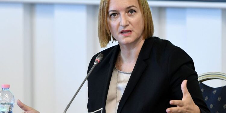 Zbulohet arsyeja e paraqitjes së ish-ministres Denaj në SPAK