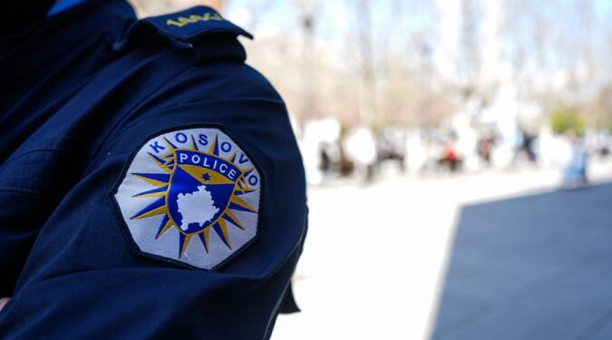 Të shtëna me armë zjarri në Prishtinë, policia në kërkim të autorit