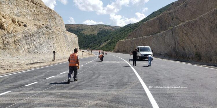 5 vite nga rrëshqitja e malit, ARRSH njofton hapjen e autostradës në Poçem