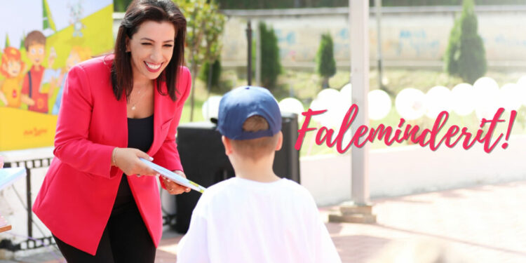 Evis Kushi mesazh pas shkarkimit: Bëra reforma transformuese në arsim, Ogerta do t’i vazhdojë