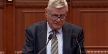 Dashamir Shehi, kreu i ri i grupit të “Aleancës për Ndryshim”