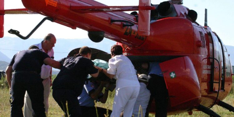 Aksidenti në Pogradec, turistja italiane në gjendje kritike, niset me helikopter drejt Tiranës