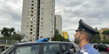 Po shiste “miell”, shqiptari në Itali kapet mat, i gjendet 1 kg kokainë në shtëpi