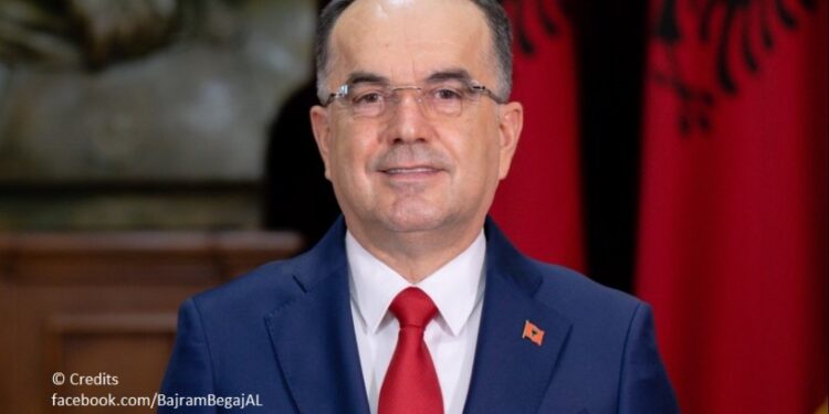 Presidenti Begaj dekreton ambasadorët e rinj të Shqipërisë