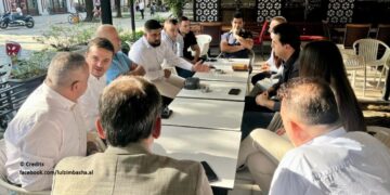 Basha takim me pedagogët e Universitetit të Shkodrës: Edukimi i brezit të ri, prioritet i PD-së