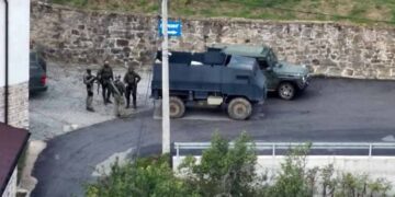 Policia e Kosovës gjeti armë në shtëpitë e serbëve një ditë para sulmit në Banjskë