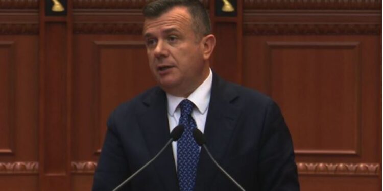 Balla thirrje opozitës: Të rinjve u rrezikohet e ardhmja e mirë nga droga, votoni paketën e sigurisë në shkolla