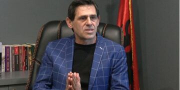 Banorët e Kamzës kallëzojnë në SPAK kryetarin Rakip Suli, për çfarë akuzohet