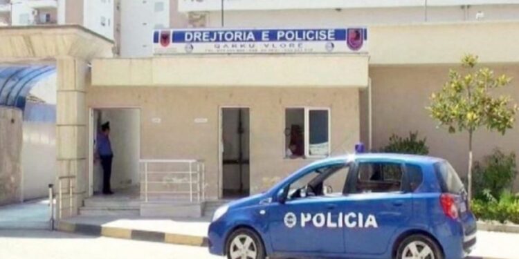 Goditi me thikë të moshuarin në Vlorë, procedohet në gjendje të lirë 63-vjeçari