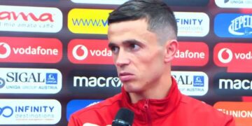 “Kemi tifozët më të mirë në botë”, Jasir Asani: Duhet t’i bëjmë krenarë dhe të shkojmë në Evropian