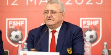 Ditë e veçantë për presidentin e FSHF, Armand Duka feston ditëlindjen e 61-të