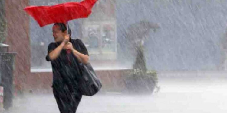 Merrni çadrat me vete, sinoptikani i SHMU-së paralajmëron reshje shiu dhe ulje temperaturash
