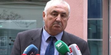 Berisha e akuzoi se bllokoi procesin e privatizimit të ish-kompleksit “Partizani”, reagon Vladimir Qirjazi