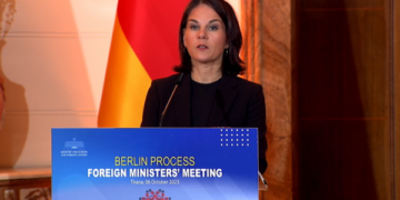 Kryediplomatja gjermane e quan provokim të palës serbe rritjen e trupave në kufi me Kosovën