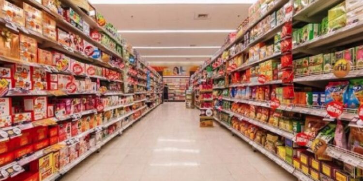 Bashkëpunonin për të vjedhur ushqime në markete, arrestohen dy persona në Durrës